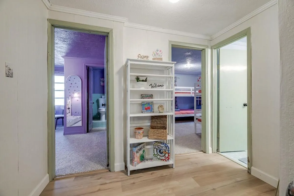 Retro! - 4Br Near Sav Airport Villa Bloomingdale