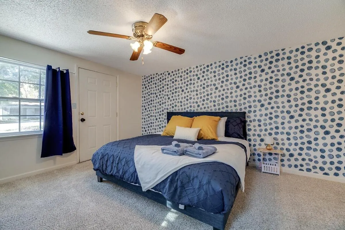 Holiday home Retro! - 4Br Near Sav Airport Villa Bloomingdale
